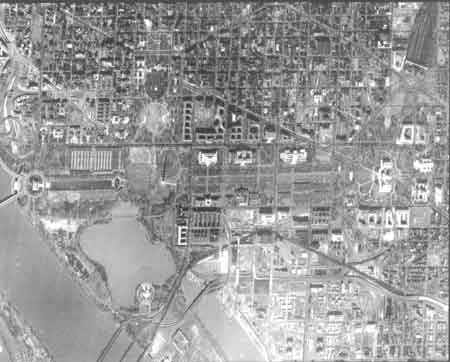 Satellite photograph of Washington, DC, dated February 19, 1966, from the KH-7 Mission 4025. Courtesy of the National Imagery and Mapping Agency.